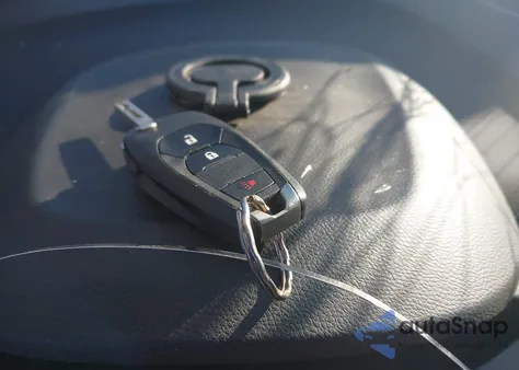 2019 Chevrolet Trax Ls z USA, uszkodzony, nr VIN 3GNCJKSB6KL201922